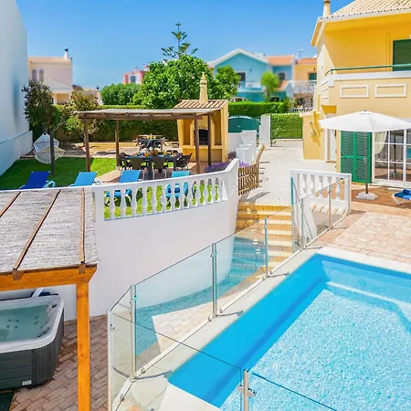 Fenced Villa Portimao