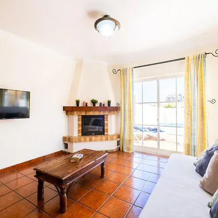 Villa In Portimao Near Sea Beach